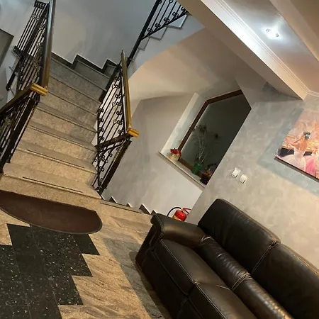 Casa Floraly